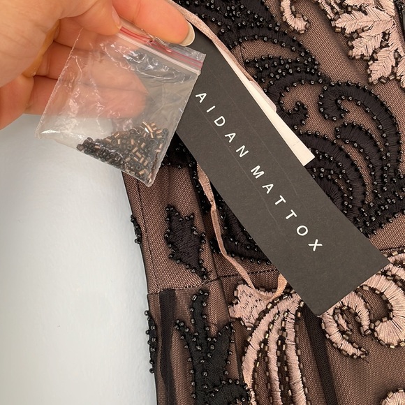 Long evening gown - Picture 9 of 9